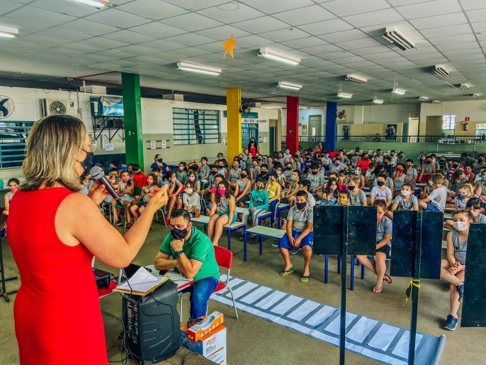 Palestra educativa aos alunos da E.E. “José Teixeira do Amaral”