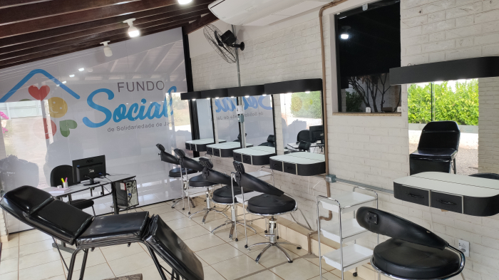 Inscrições para cursos na área da beleza do Fundo Social de Solidariedade abrem na próxima segunda-feira
