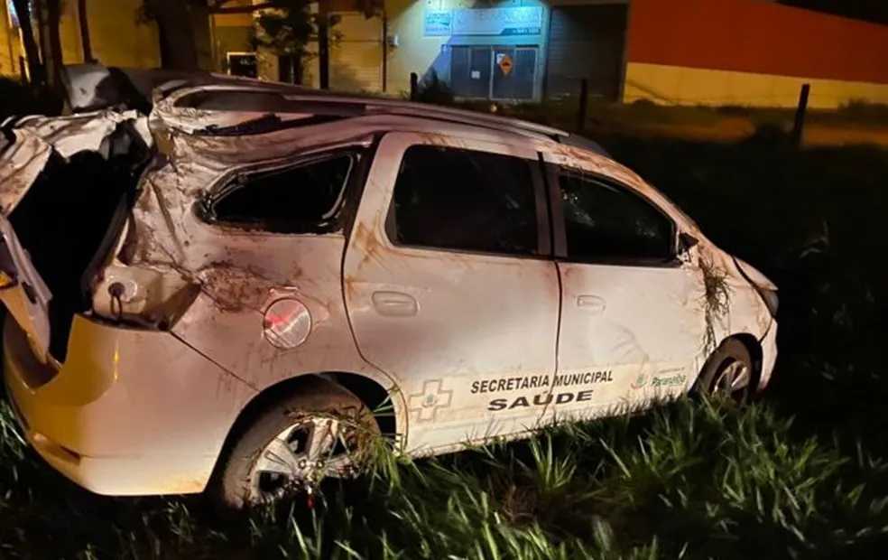 Carro bate em barricada de manifestação e passageiros ficam feridos na Euclides da Cunha
