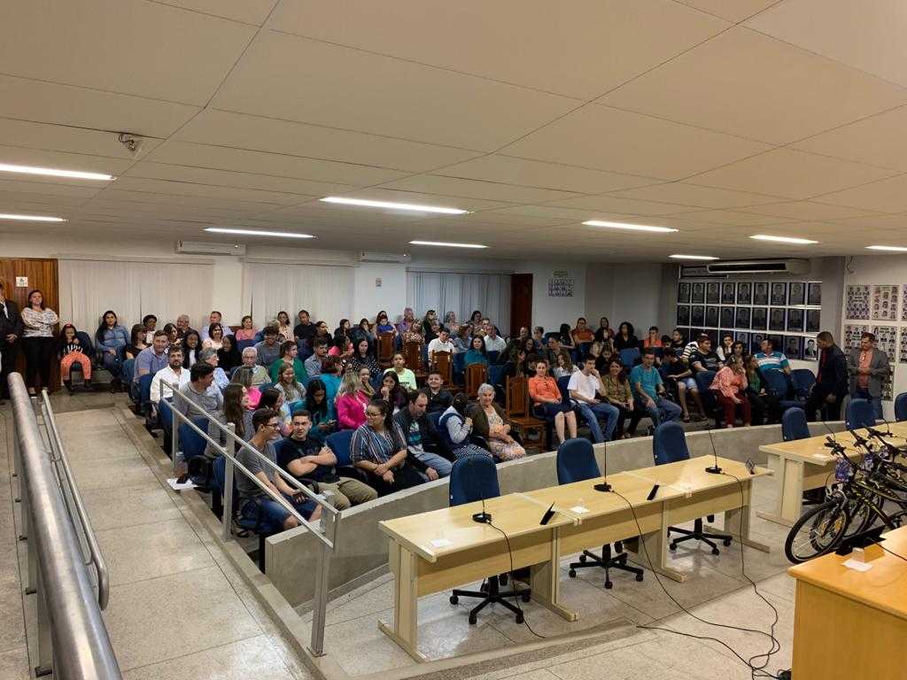 Alunos de Santa Albertina participam de concurso de redação realizado pela Câmara da cidade