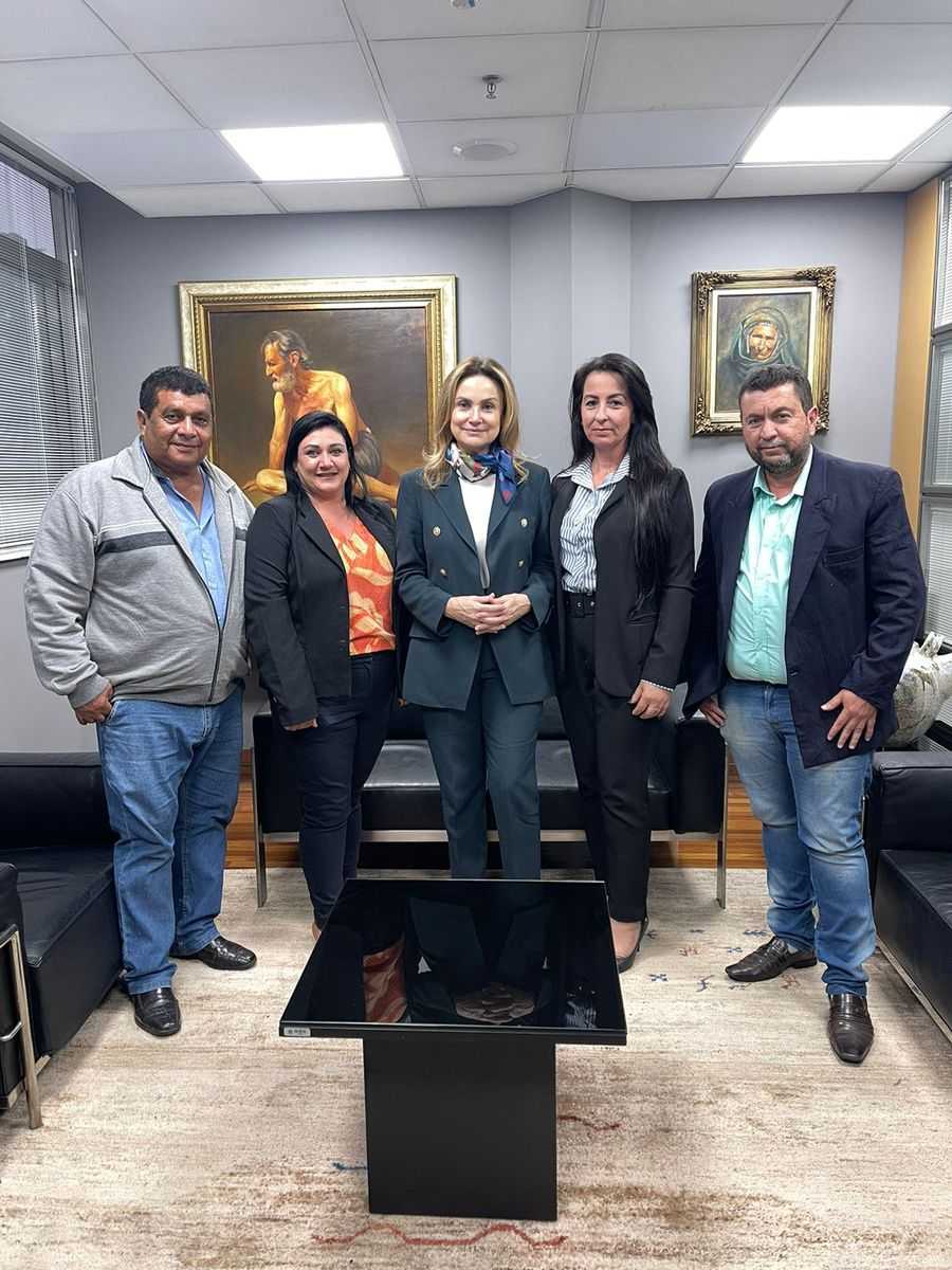 Comitiva com o prefeito, presidente da Câmara e autoridades conquista verba para infraestrutura em Aspásia