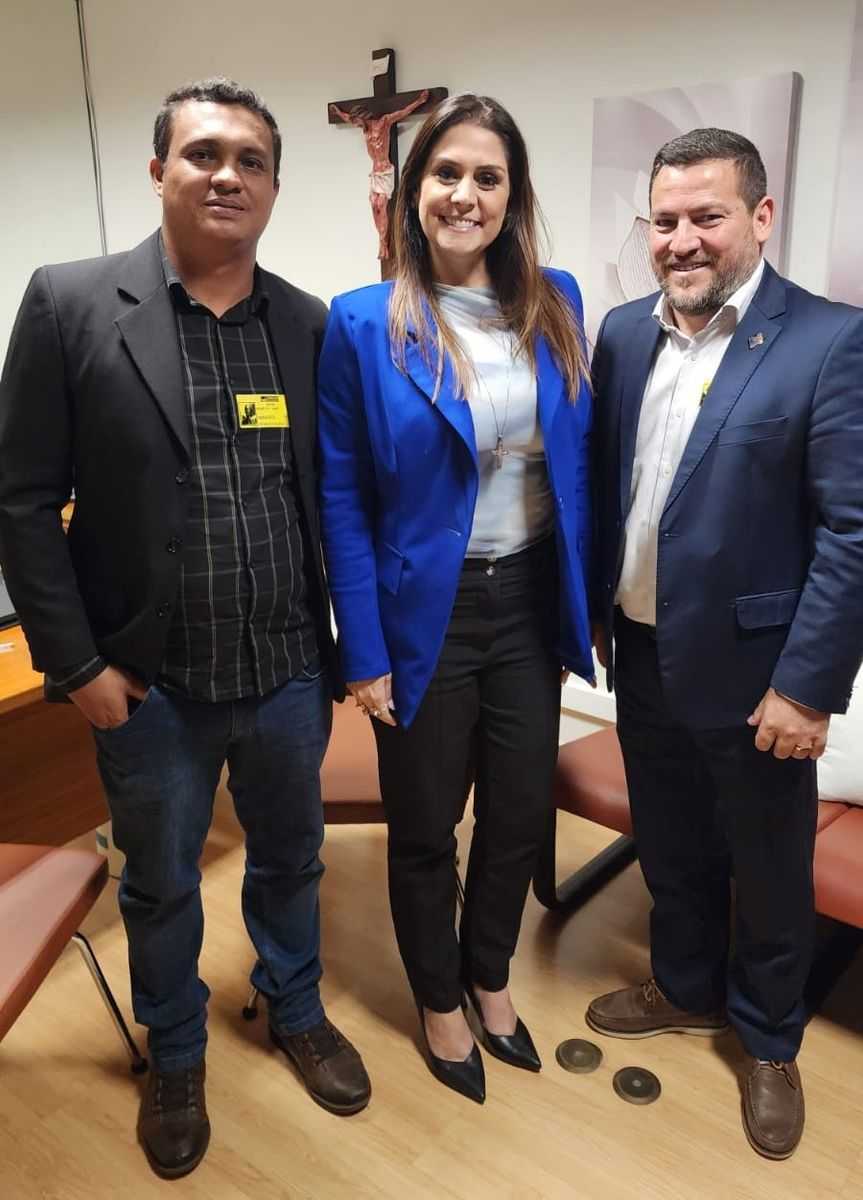 Prefeito Vaguininho conquista mais recursos para Santana da Ponte Pensa