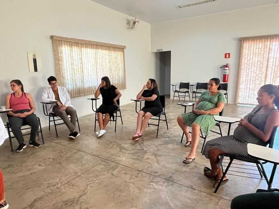 Projeto em Aspásia leva informação sobre o parto a futuras mamães