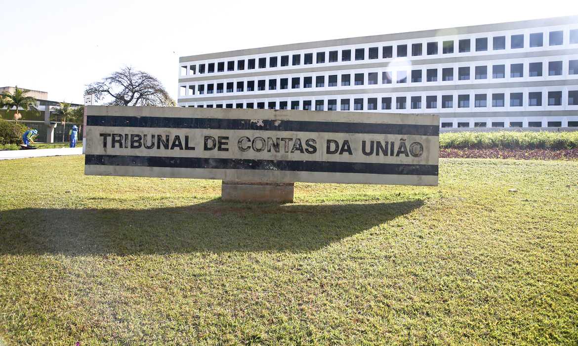 Nova lei de licitações: a um mês da vigência integral, só 3% das contratações estão de acordo
