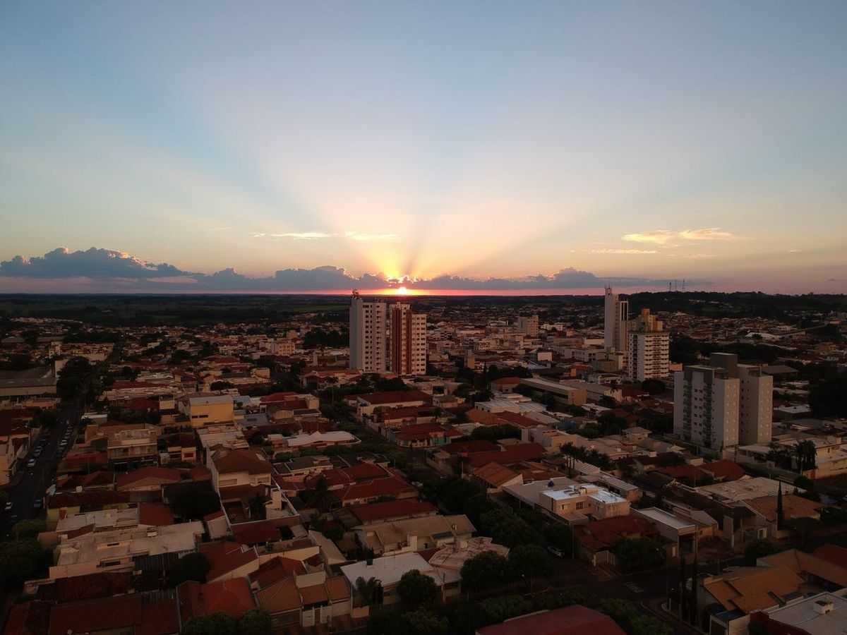 Jales termina semestre com saldo positivo de 224 novos postos de trabalho