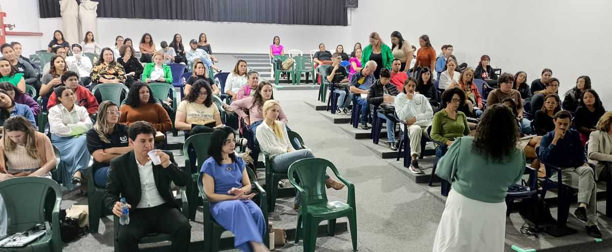 Psicologia do Unijales promove palestra sobre estratégias eficazes no tratamento do autismo