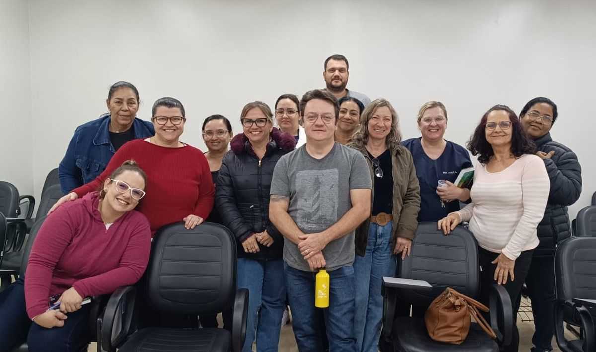 Secretaria de Saúde faz capacitação sobre vacinas para profissionais da Atenção Primária