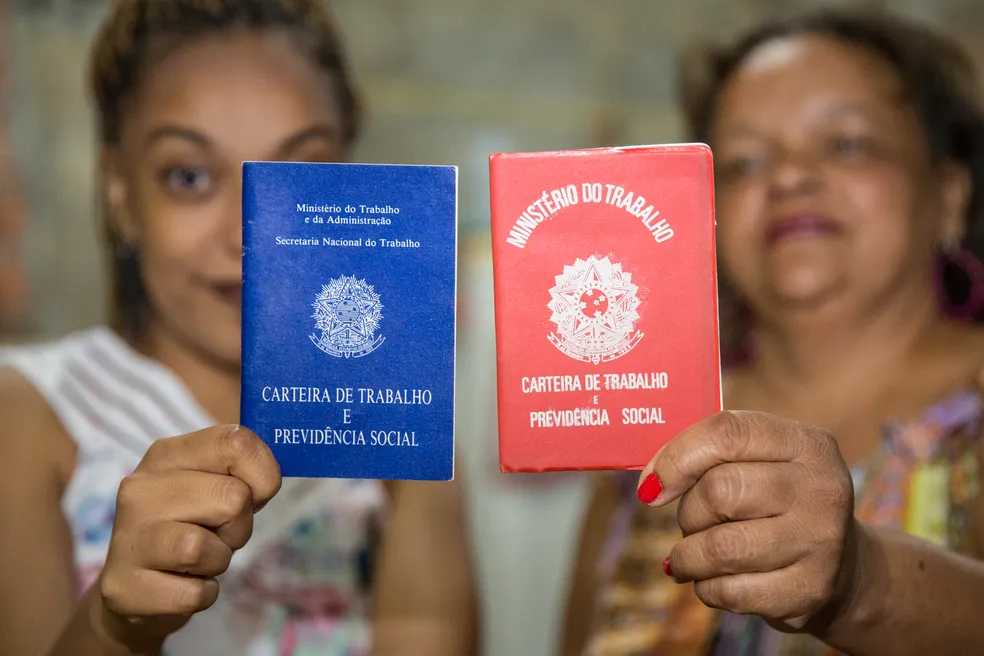 Aumento de empregos formais no setor privado foi maior entre as mulheres do que entre os homens, entre 2023 e 2024