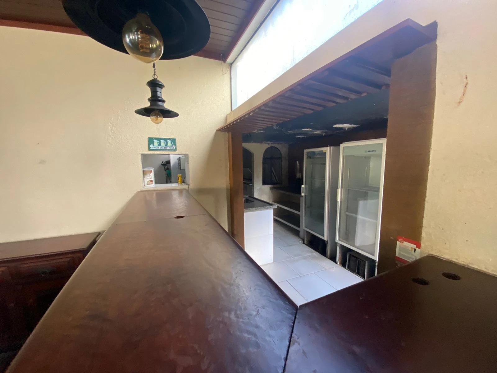 Casa à venda com 1 quarto, 173m² - Foto 12