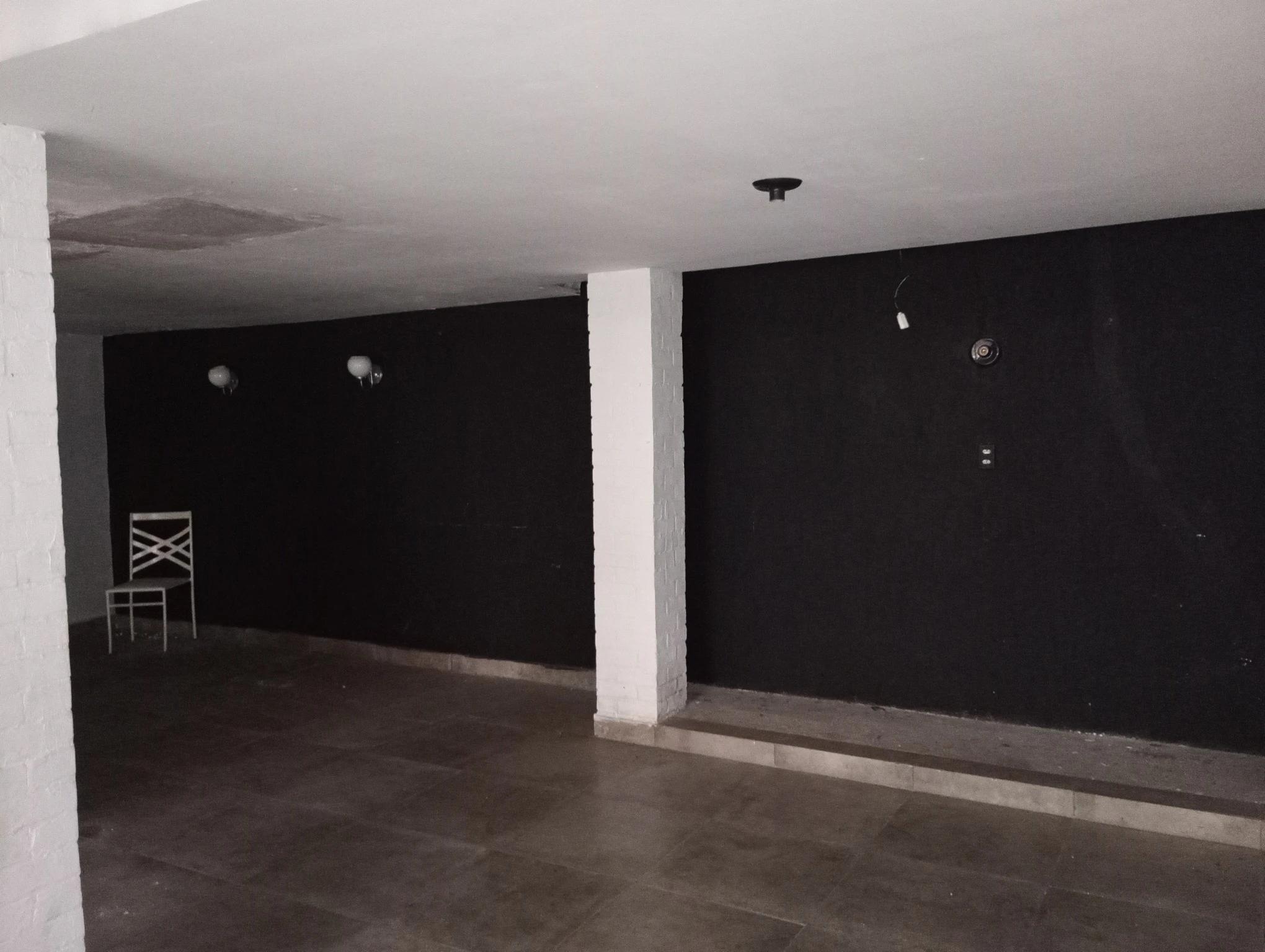Casa à venda com 1 quarto, 210m² - Foto 13