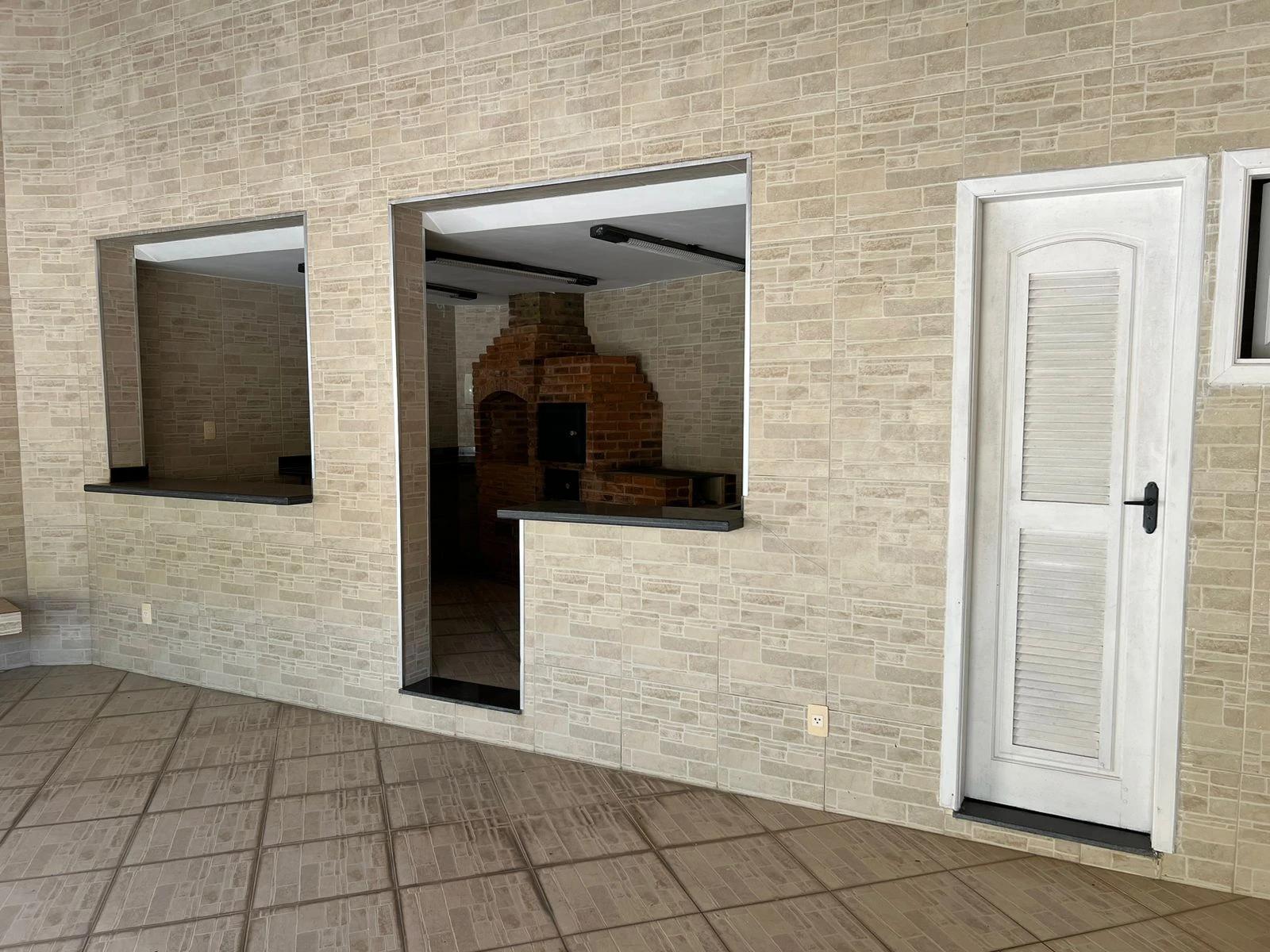 Casa à venda com 6 quartos, 310m² - Foto 17