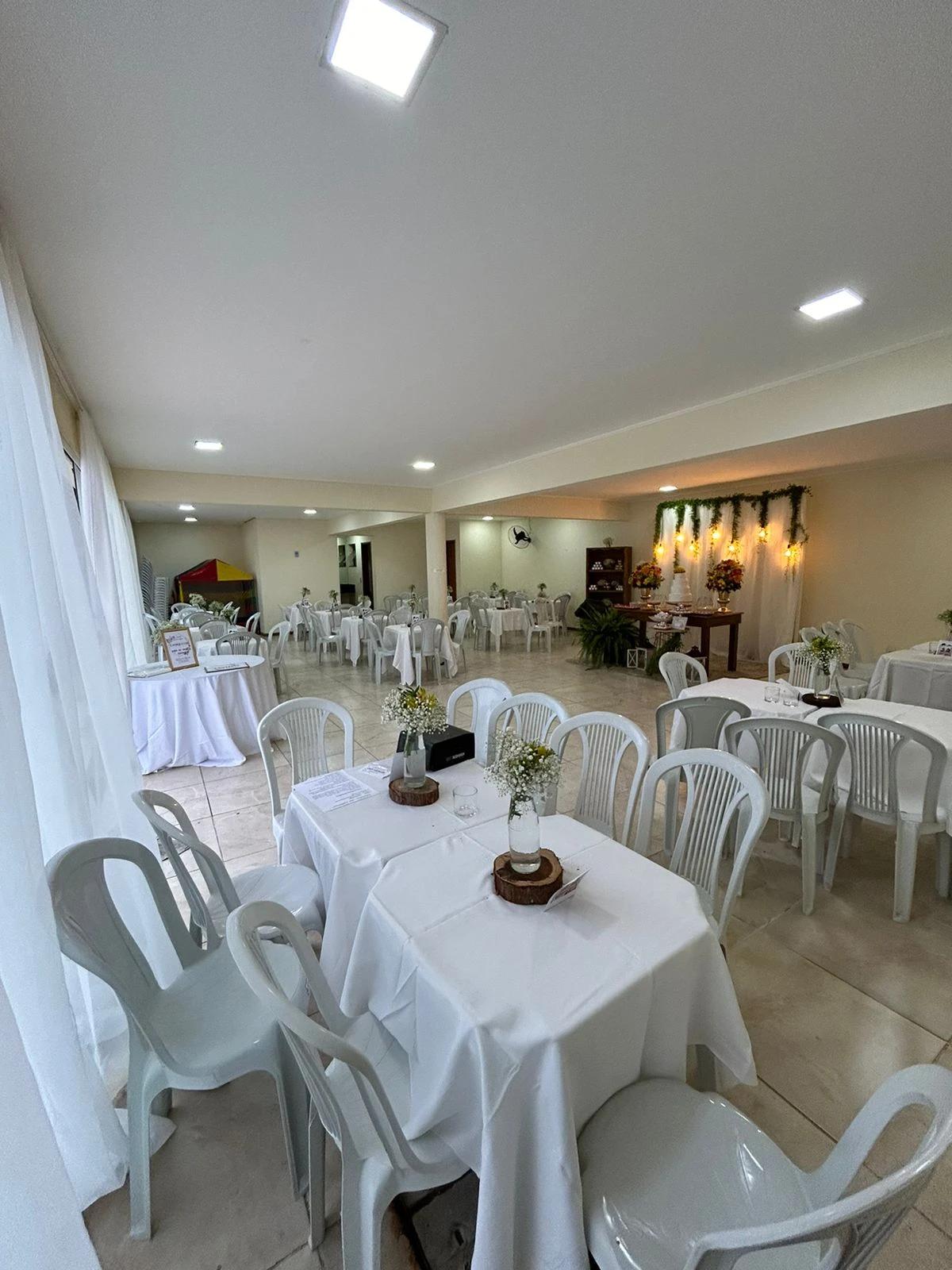Casa à venda com 5 quartos, 460m² - Foto 1