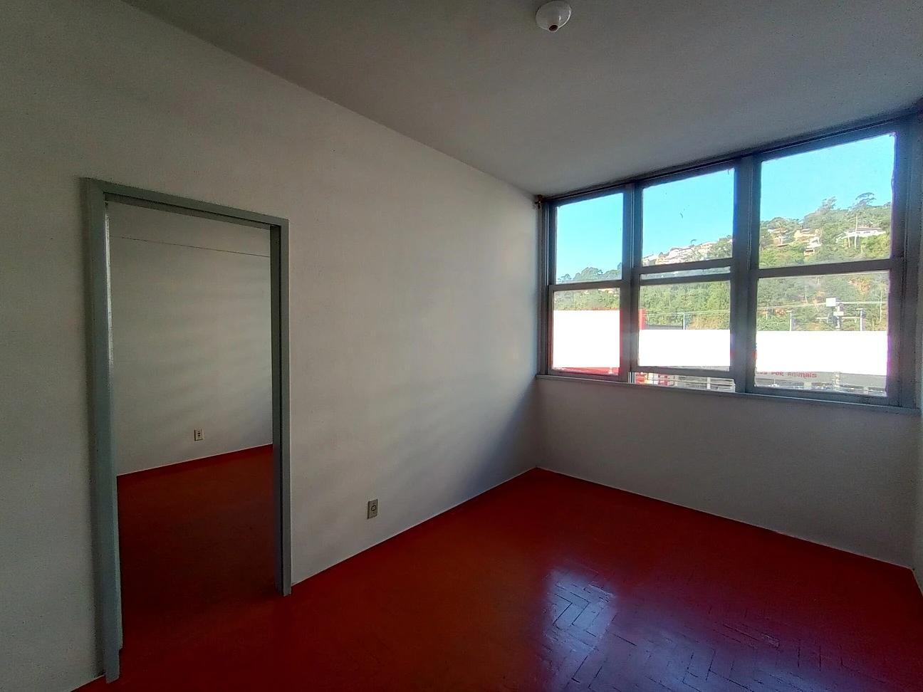 Apartamento à venda com 1 quarto, 40m² - Foto 5