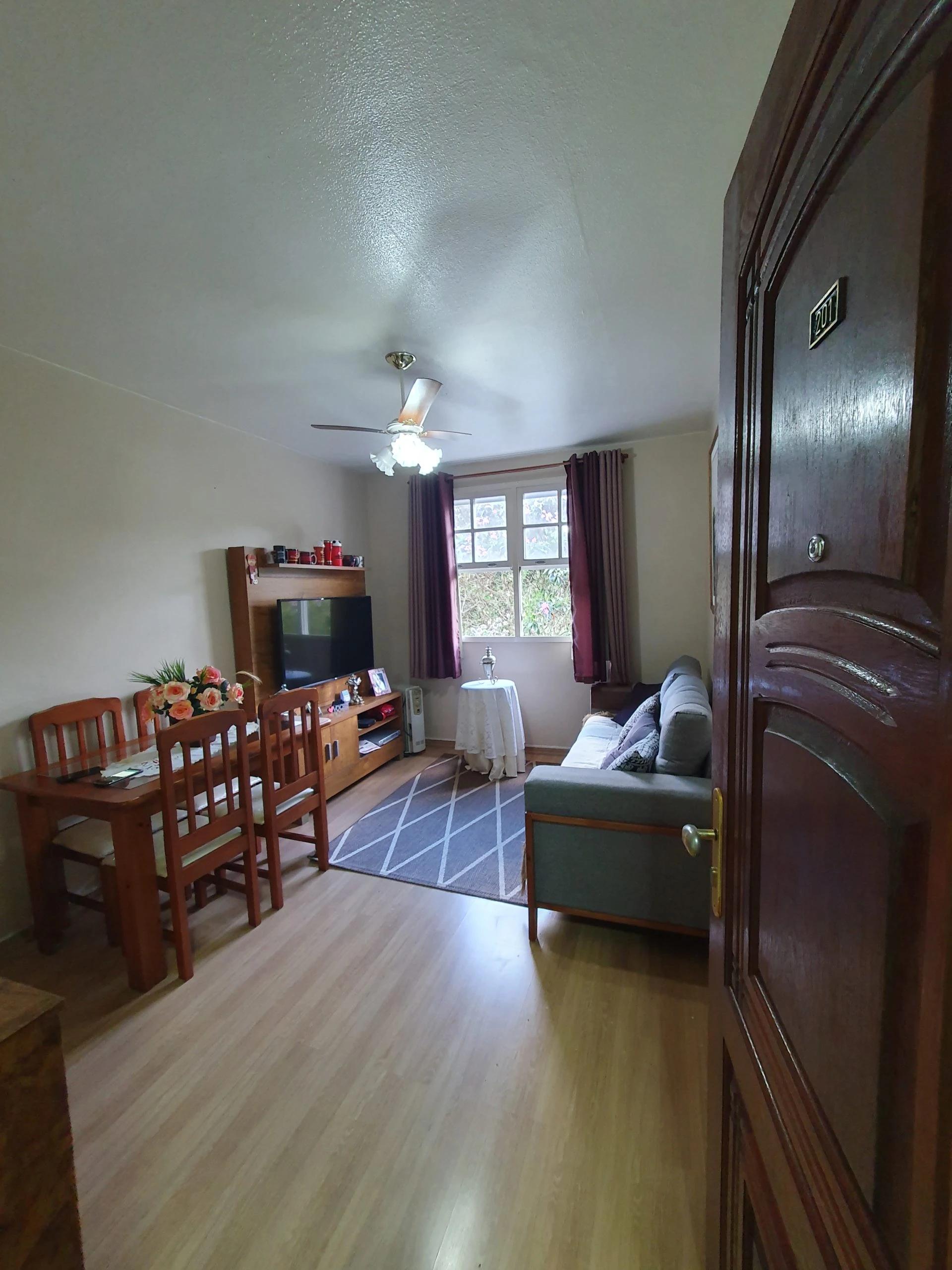 Apartamento à venda com 2 quartos, 80m² - Foto 1