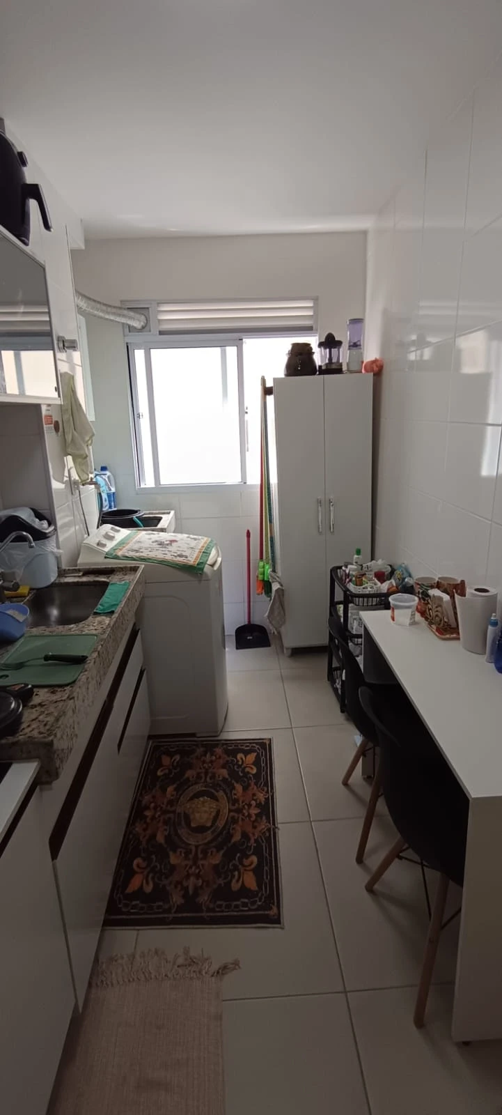 Cozinha / Área De Serviço