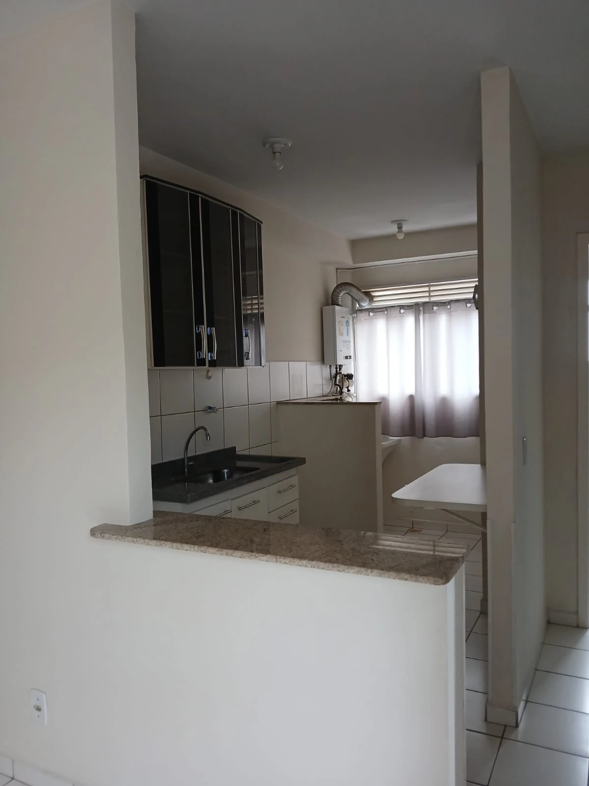 Cozinha / Área De Serviço