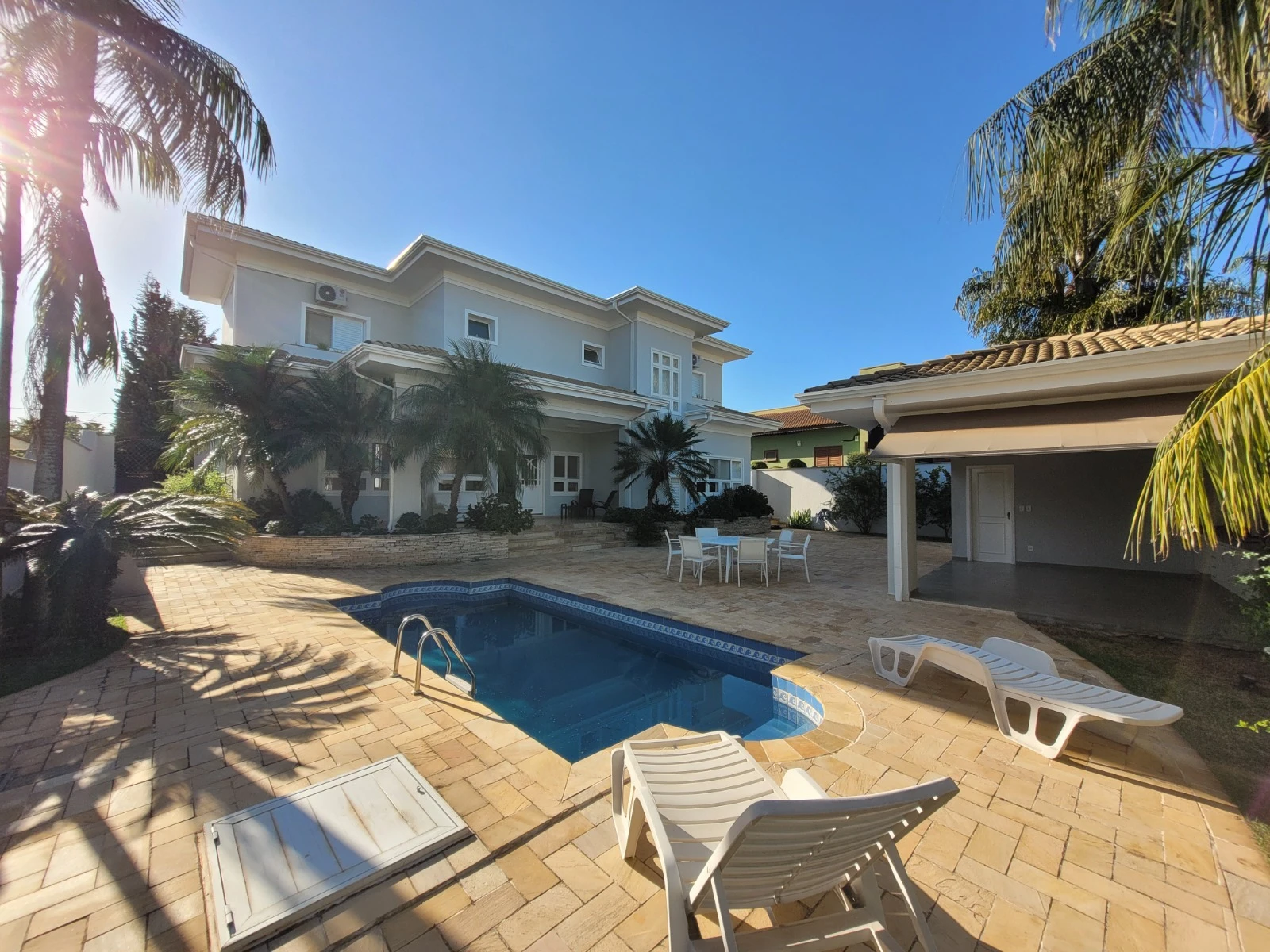 Piscina