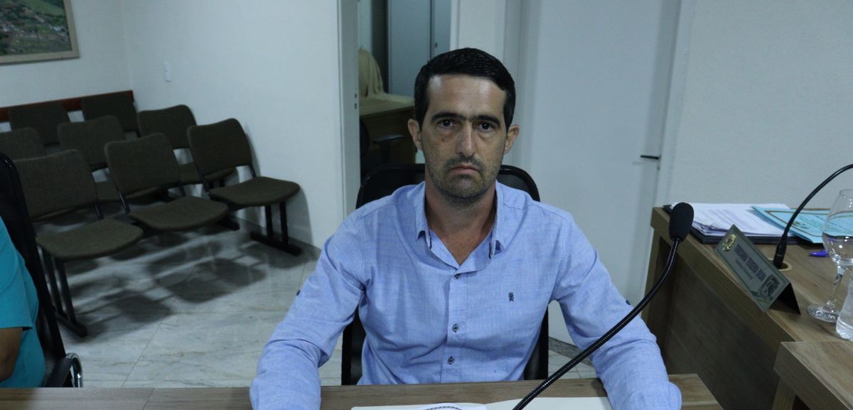 João Paulo solicitou serviços de  encascalhamento de estrada e construção de mata-burros