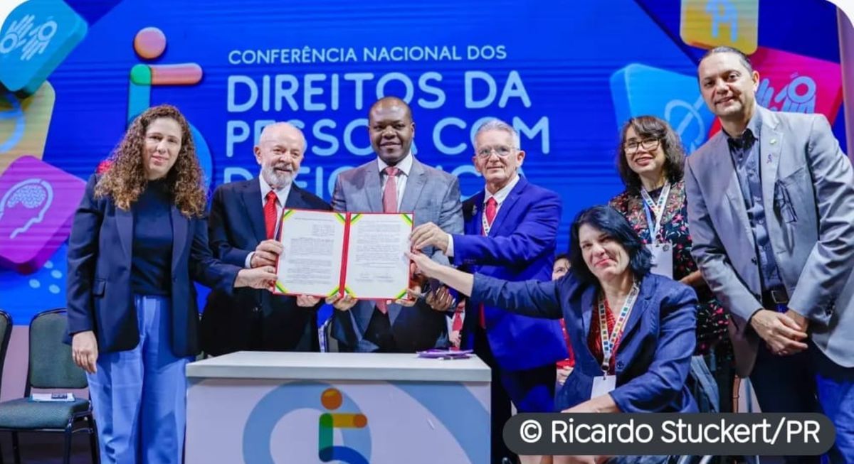 Governo cria sistema de emissão de Carteira Nacional da Pessoa com TEA