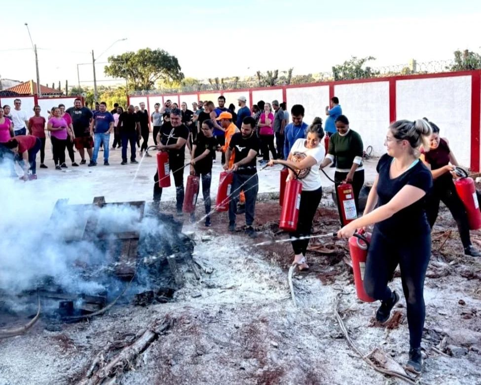 Profissionais da Saúde de Iturama participaram do curso de Brigada de Incêndio