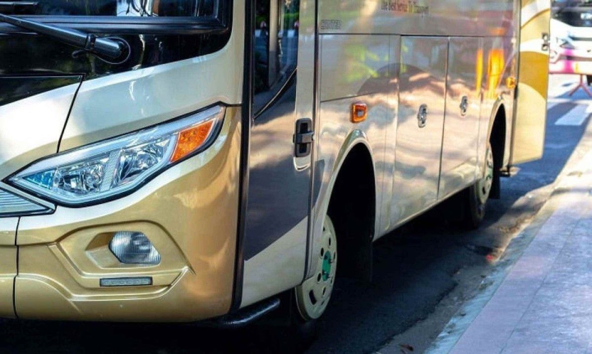 Menino de 10 anos é encontrado sozinho em ônibus na Região da Pampulha; mãe ainda não foi localizada