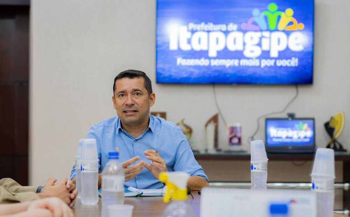 Prefeitura, CONSEP e Polícia Militar se reúnem para apresentar o programa “Cidade Mais Segura Para Todos” e anunciar aquisição de novas câmeras de vigilância