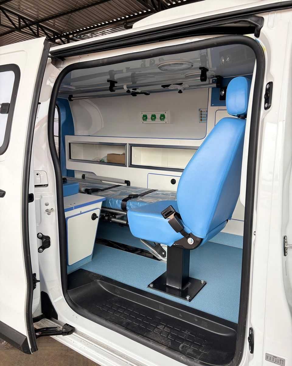 Conceição das Alagoas recebe nova ambulância para reforçar atendimento de urgência