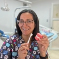 Maria Berta Rojas Contreras, Dentista Santa Cruz