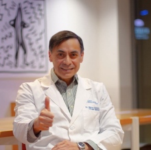 Acercar imagen: Marco Antonio Schluz Santibañez, Cirujano general Santiago