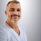 Dr. Gustavo A. Candido