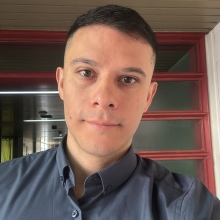 Acercar imagen: Elías Jesús Espejo, Médico general y familiar General San Martín