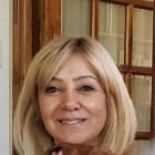 Dra. Alejandra Kasaryian