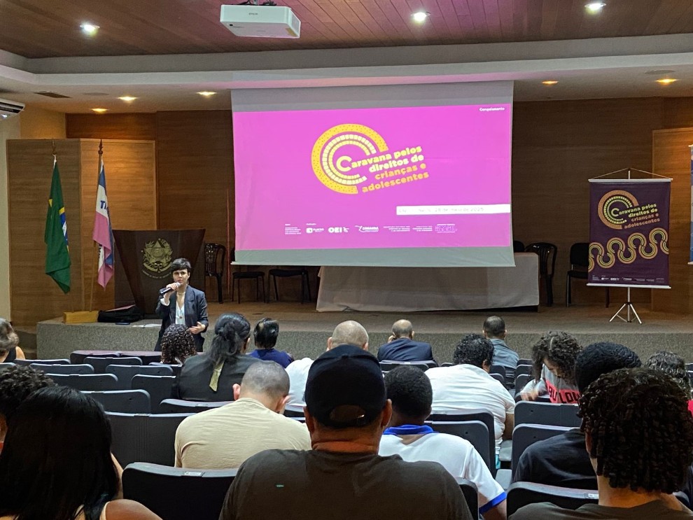 Capa da notícia Amunes participa da Caravana Pelos Direitos de Crianças e Adolescentes