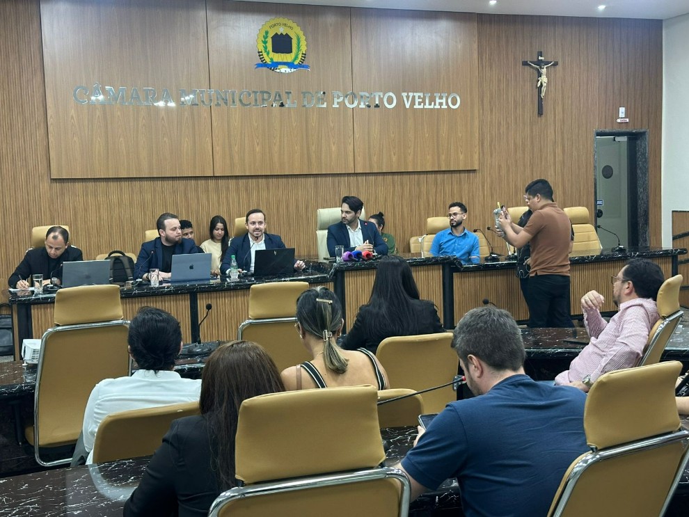https://s3.sa-east-1.amazonaws.com/el.com.br-gpp/portalinstitucional/cm_portovelho_ro/uploads/3050616b-8e0a-4203-9ed8-44998fa35202_WhatsApp-Image-2025-10-23-at-18.11.45.jpeg