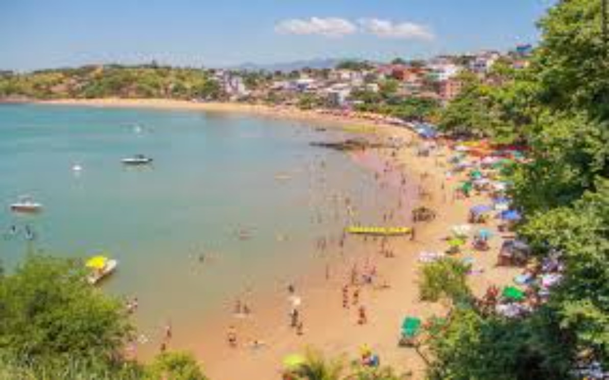 Praia de Castelhanos, um dos destinos paradisíacos de Anchieta