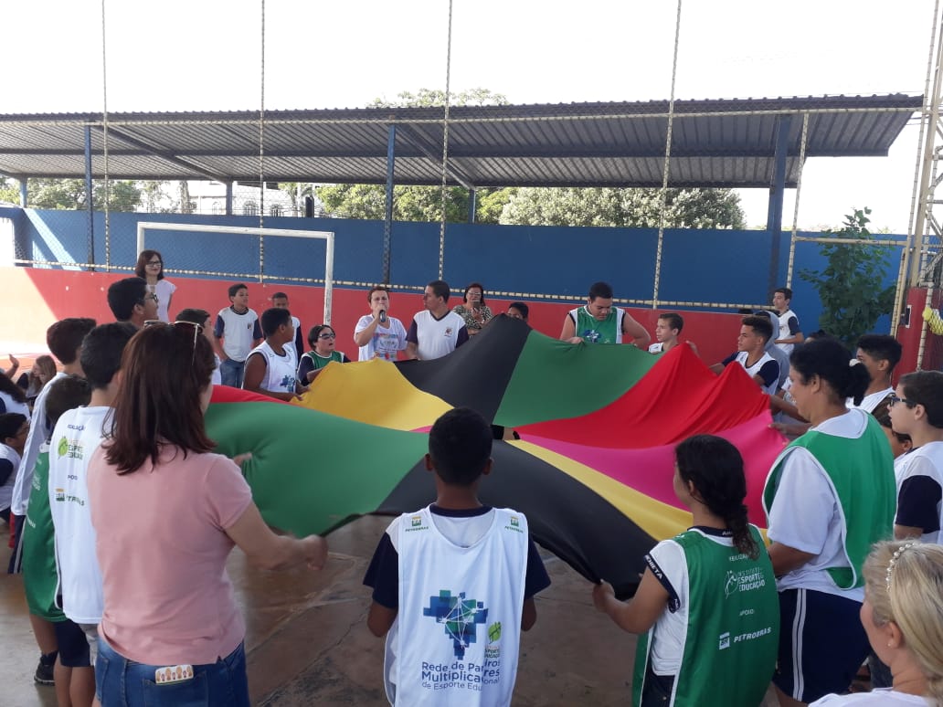 Capa da notícia Escola Amarílis promove atividades de inclusão social