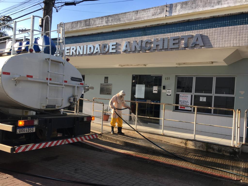 Capa da notícia Prefeitura realiza sanitização em vários locais para evitar contágio da Covid-19