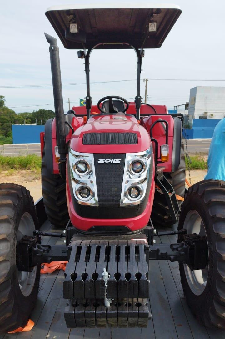 Capa da notícia Prefeitura adquire trator agrícola e outros equipamentos