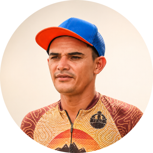 Logo Adenilson Monteiro