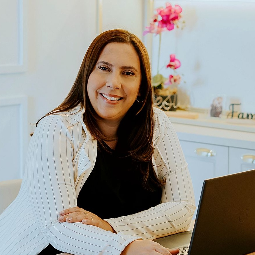 Paula Brandão cerimonialista