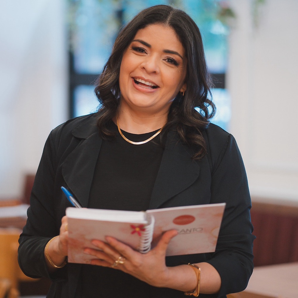 PAULA BRITO ASSESSORIA E CERIMONIAL