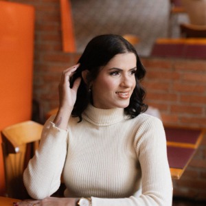 Stephanie Fabre Cerimonialista