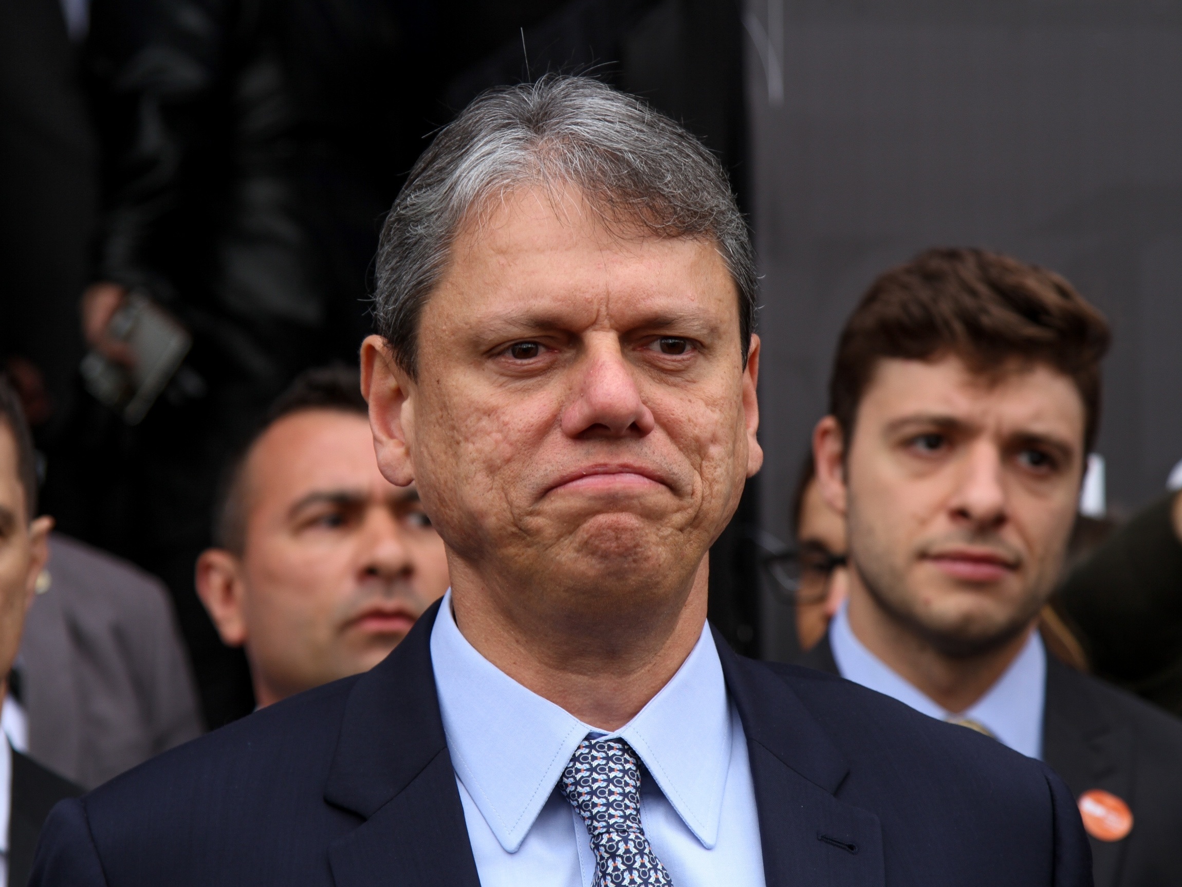 Círculo de Bolsonaro expressa desconforto com a atuação de Tarcísio