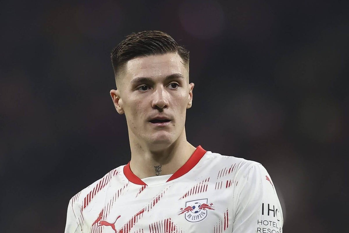 Manchester United foca na contratação de Benjamin Sesko para reforçar o ataque