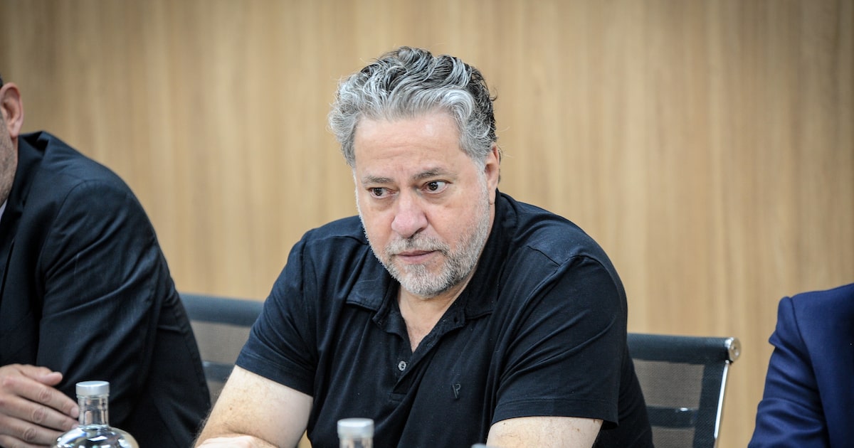 Casares, presidente do São Paulo, viu time ter déficit com relação ao futebol profissional e da base em 2024 (Foto: Rodrigo Corsi/FPF)