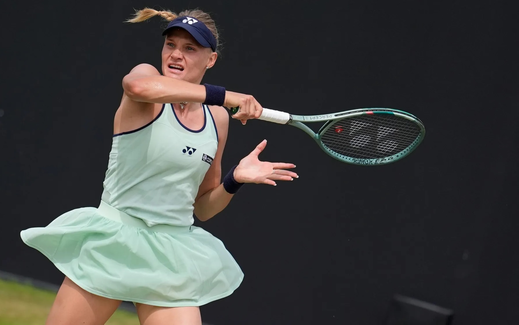Alexandrova e Yastremska dominam o torneio de saibro em Hamburgo