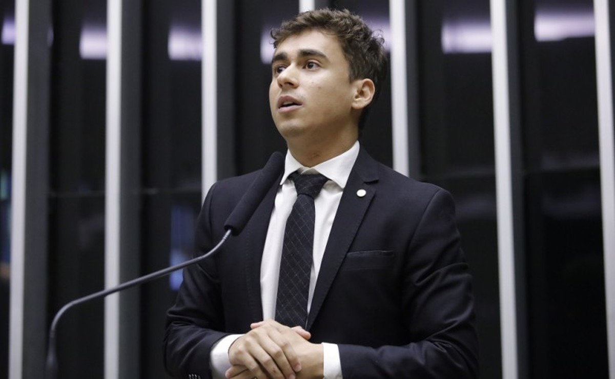 Secom foca em informar aposentados e evita resposta a vídeo de Nikolas Ferreira