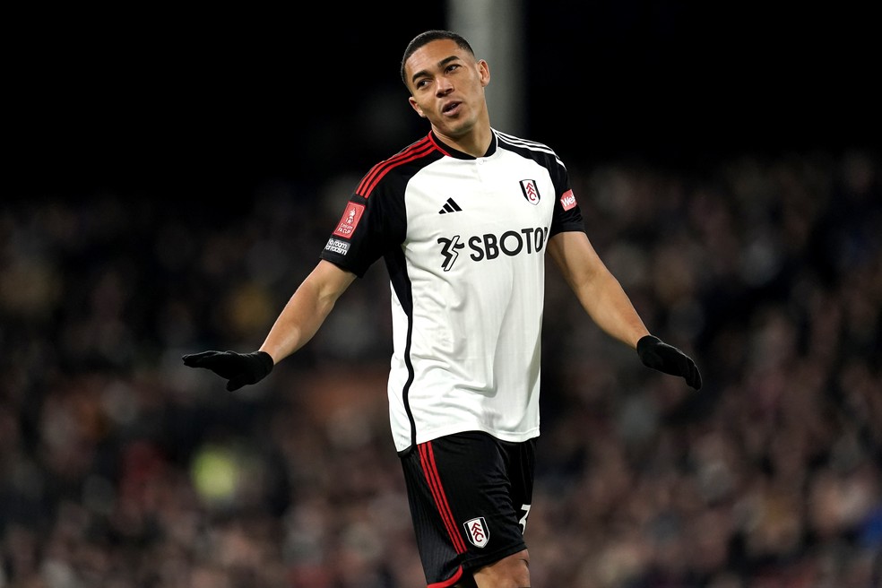 Carlos Vinicius encerrará trajetória de três temporadas no Fulham (Foto: Getty Images)