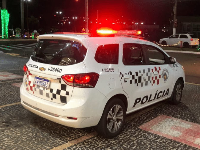 Pai esfaqueia filho durante discussão em Leme, interior de São Paulo