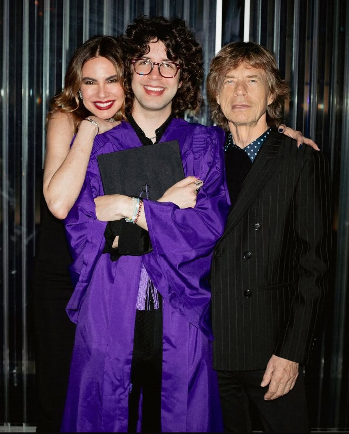 Luciana Gimenez homenageia Mick Jagger em álbum pelos seus 82 anos